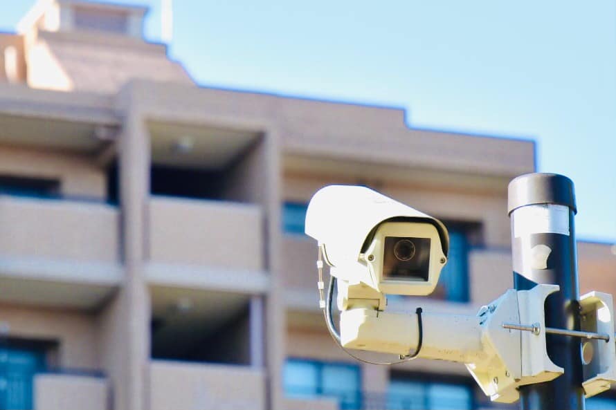 防犯カメラの設置方法と設置場所、注意点も